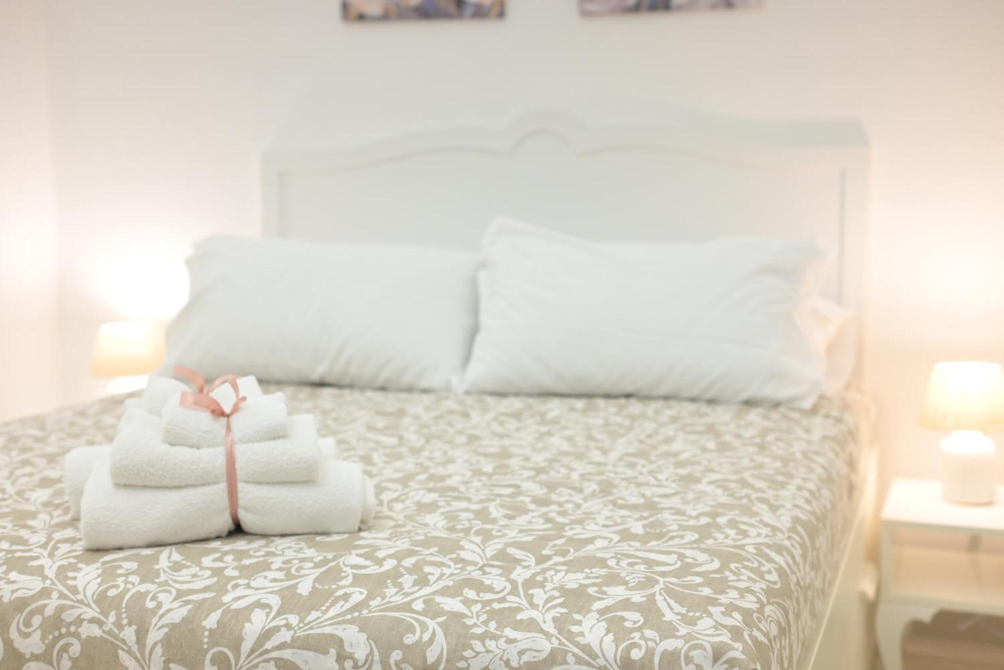 Chiaia Chic House Apartment Naples